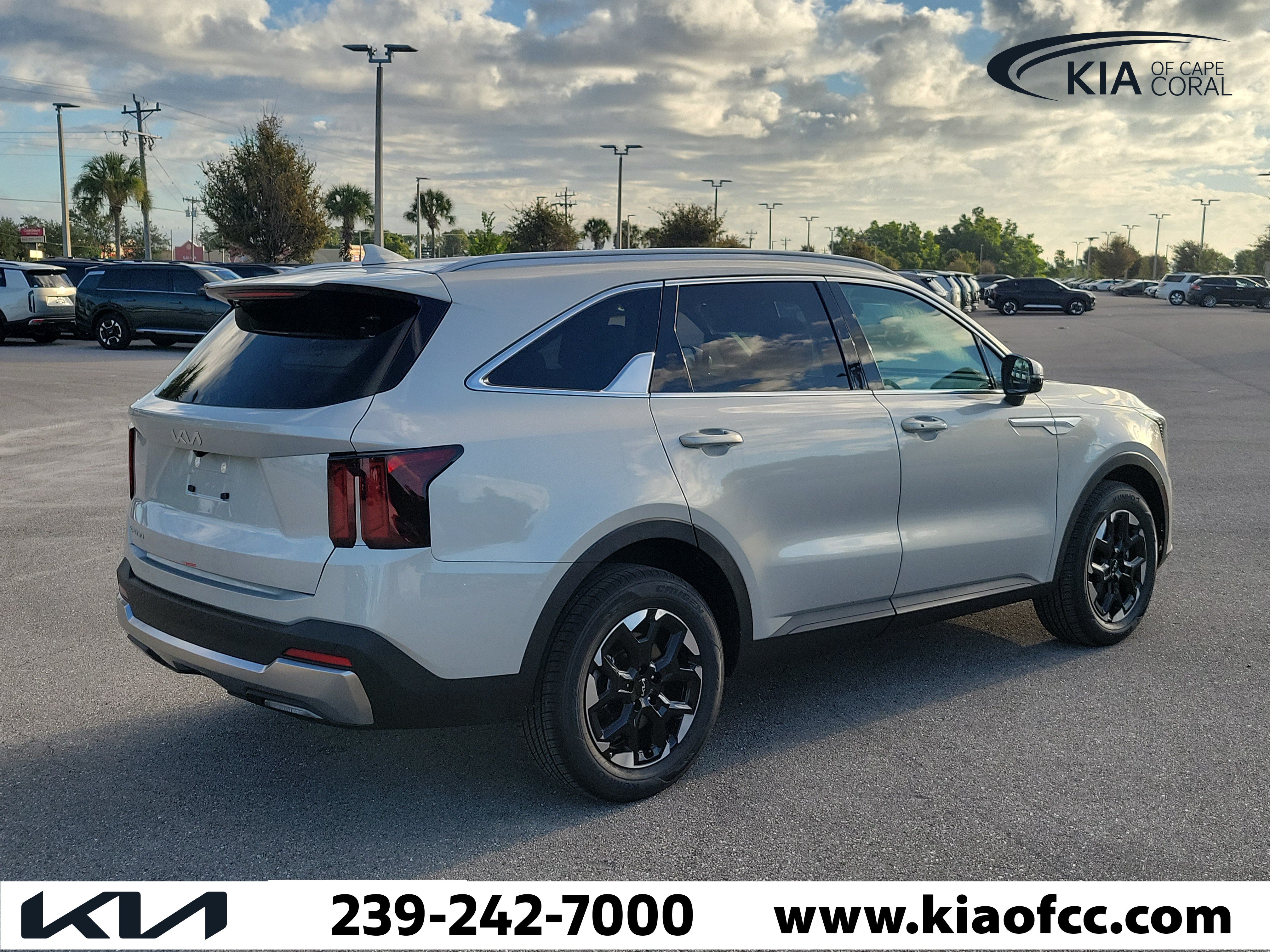 New 2026 Kia Sorento S FWD image 6