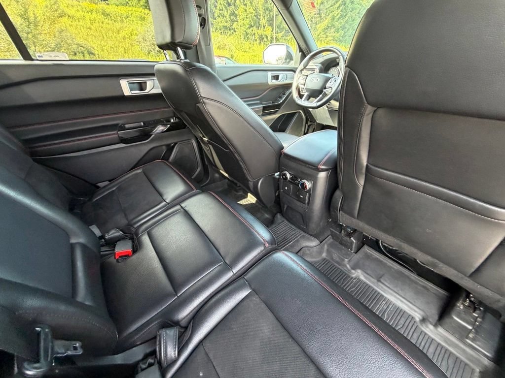 Certified 2023 Ford Explorer ST-Line AWD/4WD image 48