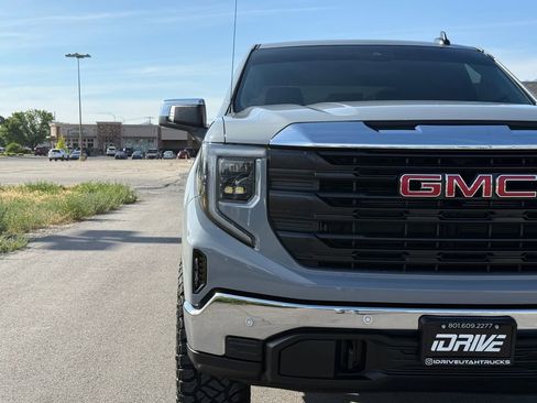 Used 2024 GMC Sierra 1500 Pro w/ Pro Value Package AWD/4WD image 6