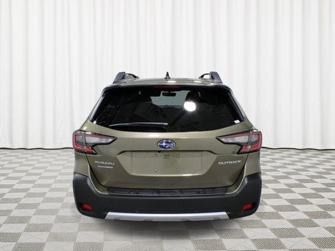 Used 2024 Subaru Outback Limited AWD/4WD image 4