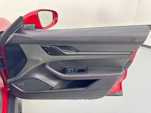 Used 2023 Porsche Taycan GTS image 44