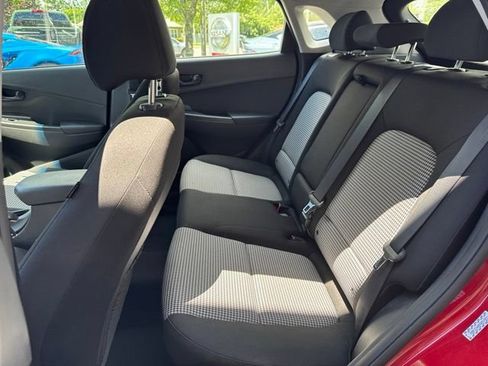 Used 2021 Hyundai Kona SE AWD/4WD image 17