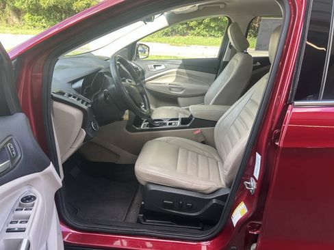 Used 2018 Ford Escape SEL AWD/4WD image 21
