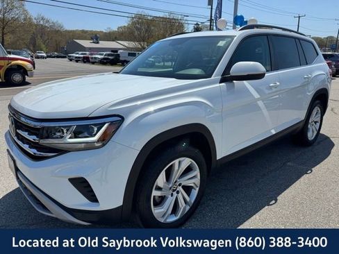 Used 2023 Volkswagen Atlas SE w/ Panoramic Sunroof Package AWD/4WD image 1