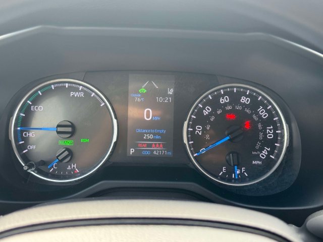 Used 2022 Toyota RAV4 XLE AWD/4WD image 29