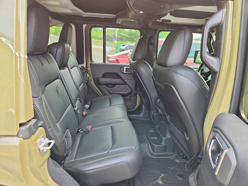 Used 2025 Jeep Wrangler Unlimited Rubicon 392 AWD/4WD image 9