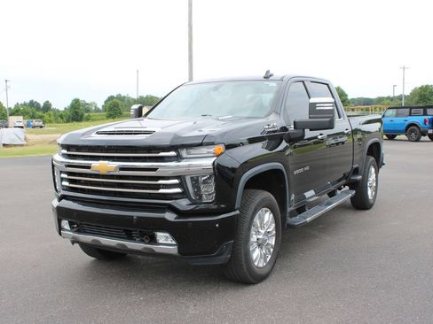 Used 2020 Chevrolet Silverado 2500 High Country w/ Z71 Off-Road Package AWD/4WD image 4