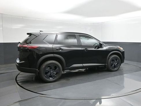 New 2026 Nissan Rogue SV image 5