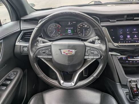 Used 2020 Cadillac XT6 Sport AWD/4WD image 32