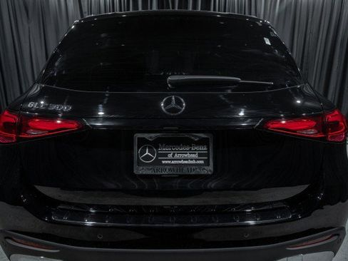 Certified 2025 Mercedes-Benz GLC 300 image 6