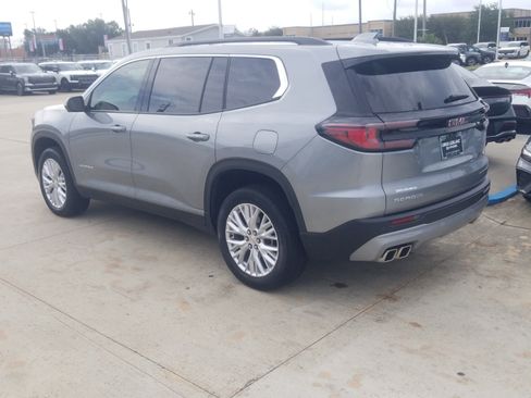 Used 2024 GMC Acadia Elevation FWD image 5