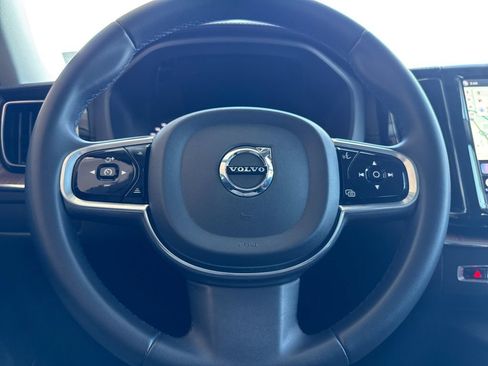 Certified 2023 Volvo XC60 B5 Ultimate AWD/4WD image 23