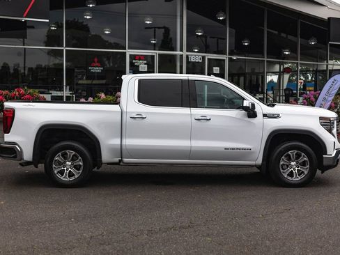 Used 2025 GMC Sierra 1500 SLT image 8