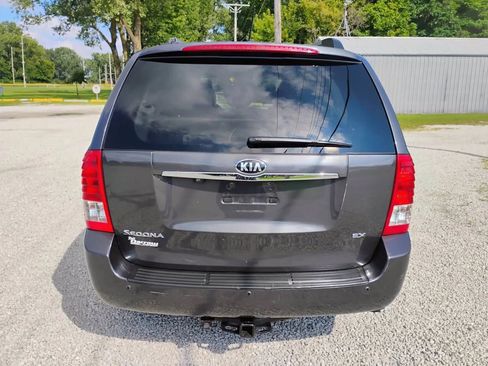 Used 2014 Kia Sedona EX image 5