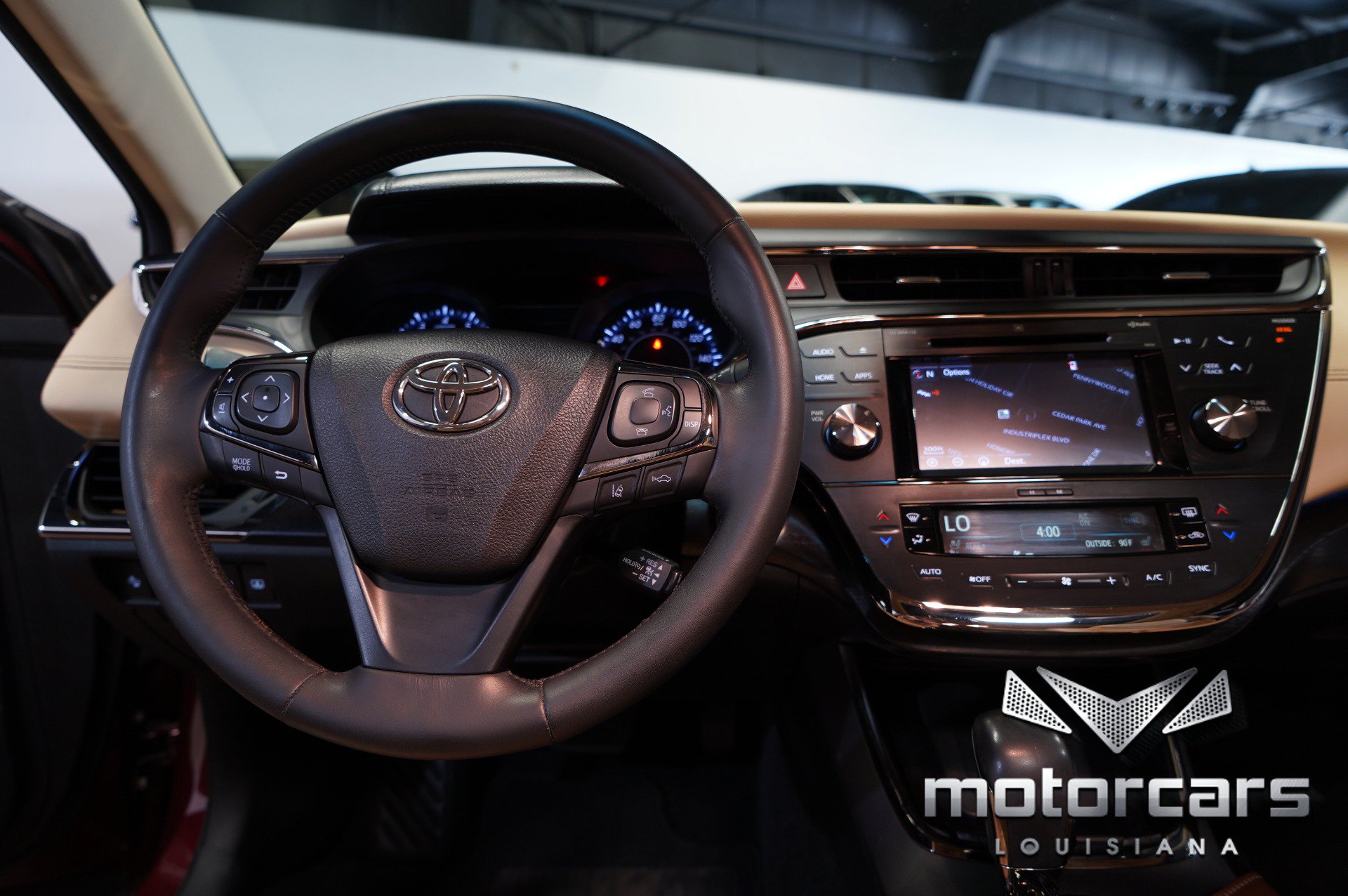 Used 2016 Toyota Avalon Limited w/ Toyota Safety Sense Package FWD image 33