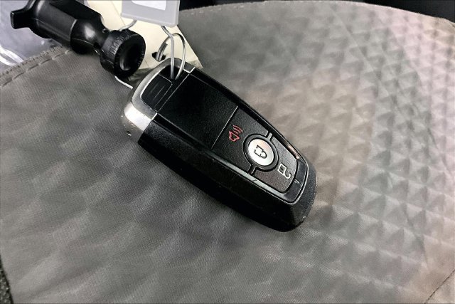 Used 2022 Ford Escape SE FWD image 13