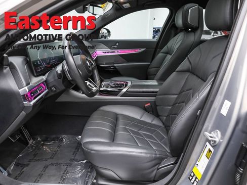 Used 2023 BMW 760i xDrive w/ Executive Package AWD/4WD image 14