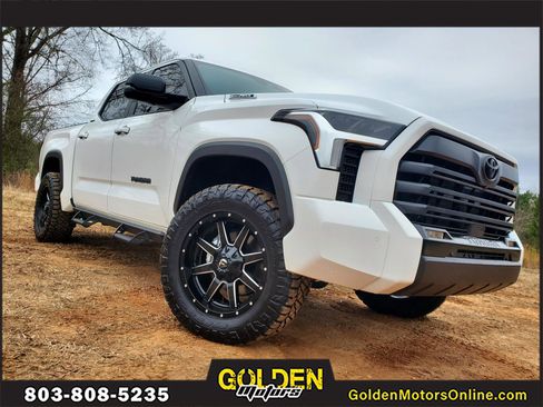 Used 2025 Toyota Tundra Limited image 1