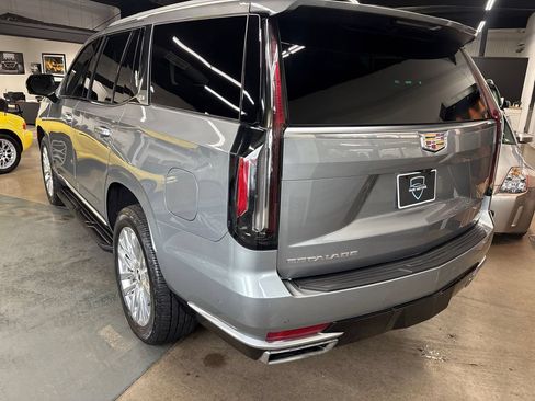 Used 2023 Cadillac Escalade Premium Luxury w/ Performance Package AWD/4WD image 5