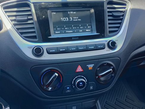 Used 2019 Hyundai Accent SE FWD image 14