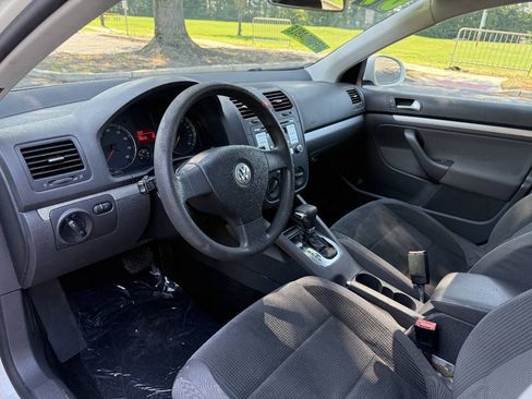 Used 2009 Volkswagen Jetta S FWD image 11
