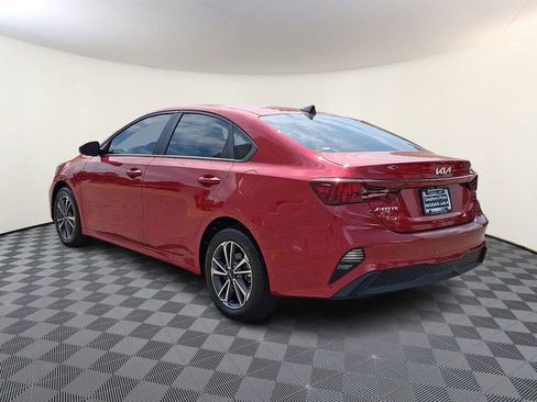 Certified 2024 Kia Forte LXS FWD image 5