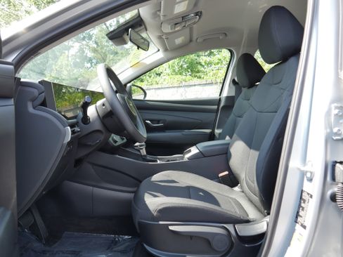 Used 2026 Hyundai Tucson SE AWD/4WD image 12