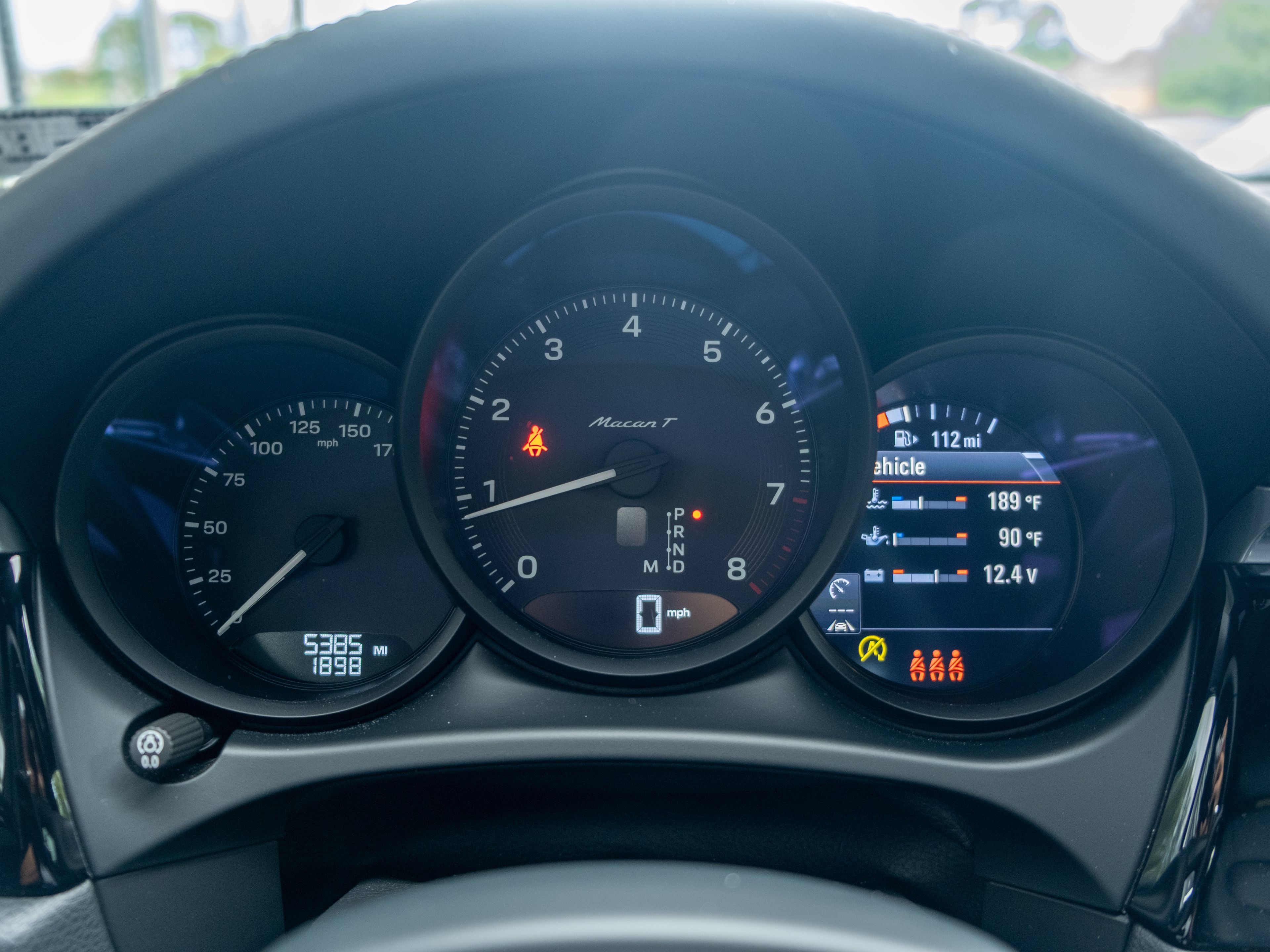 Certified 2026 Porsche Macan Turbo AWD/4WD image 30