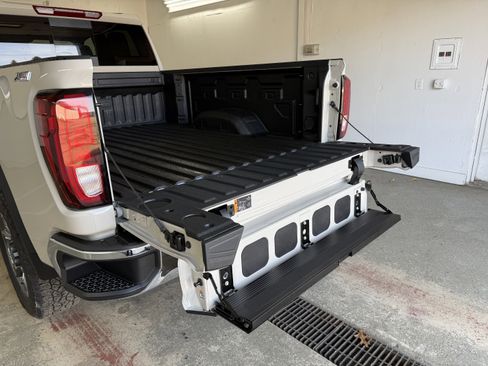 New 2026 GMC Sierra 3500 SLE image 10