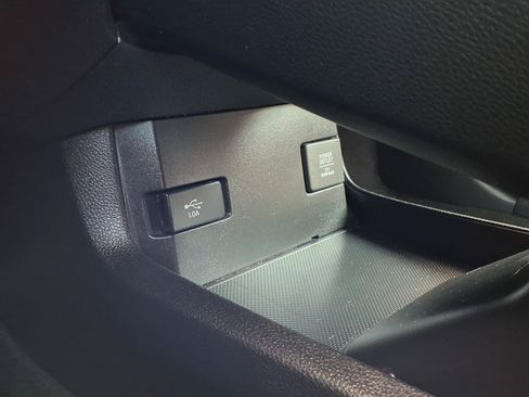 Used 2019 Honda Civic LX image 8