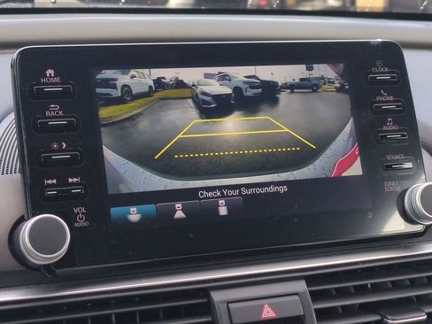 Used 2022 Honda Accord Sport image 14