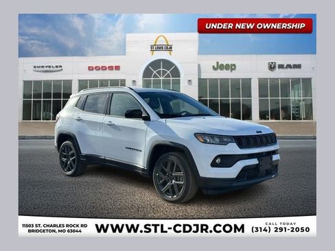 New 2026 Jeep Compass Latitude image 1