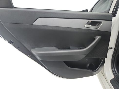 Used 2019 Hyundai Sonata SE image 21