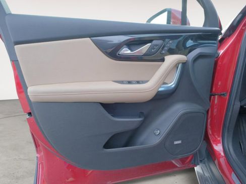 Used 2022 Chevrolet Blazer Premier w/ Enhanced Convenience Package image 10