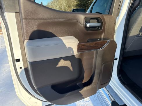 Used 2021 GMC Sierra 1500 SLT image 21