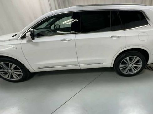 Certified 2024 Cadillac XT6 Premium Luxury w/ Technology Package AWD/4WD image 5