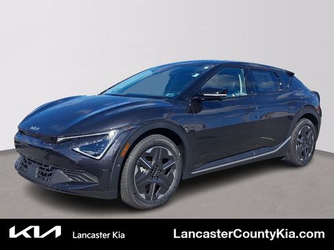 New 2025 Kia EV6 Light w/ Light LR Technology Package image 1