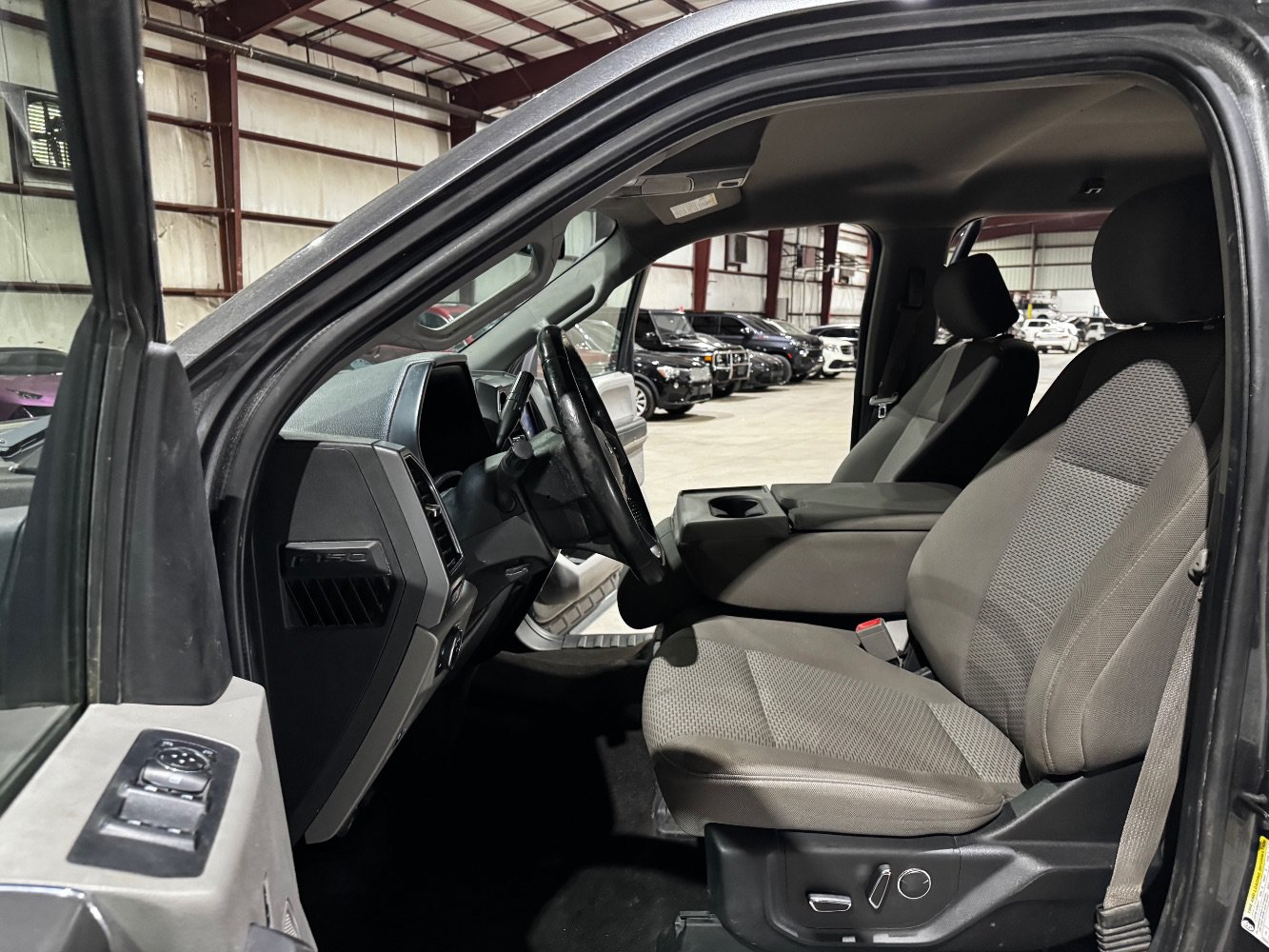 Used 2020 Ford F150 XLT w/ Equipment Group 302A Luxury AWD/4WD image 13