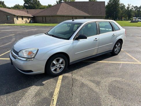 Used 2005 Chevrolet Malibu LS w/ Preferred Equipment Group FWD image 2