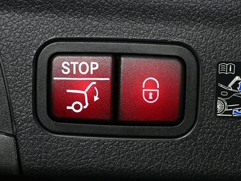 Certified 2025 Mercedes-Benz GLE 350 4MATIC image 31