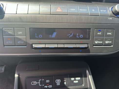 New 2026 Hyundai Kona SEL Premium FWD image 22