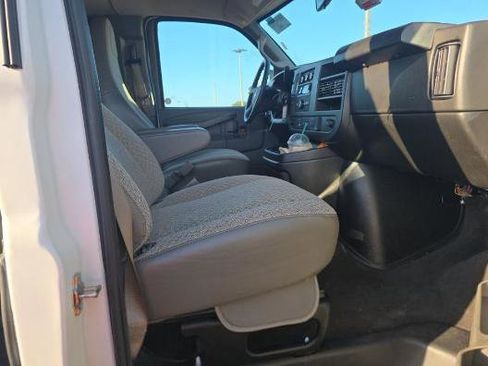 Used 2023 Chevrolet Express 3500 LT w/ LT Preferred Equipment Group RWD image 23