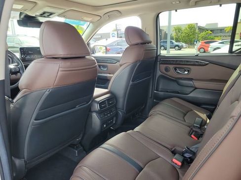 Certified 2024 Honda Pilot Elite image 15