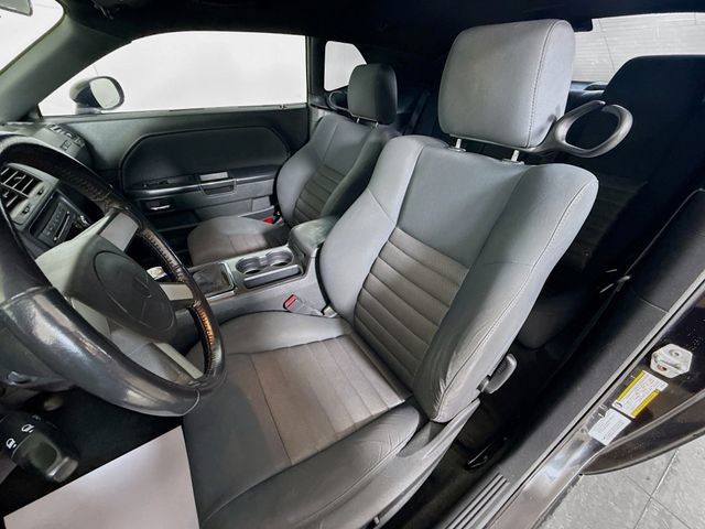 Used 2010 Dodge Challenger R/T RWD image 20