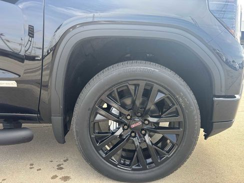 New 2026 GMC Sierra 1500 Elevation w/ Elevation Select Package AWD/4WD image 31