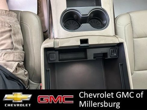 Used 2015 GMC Yukon SLT AWD/4WD image 22