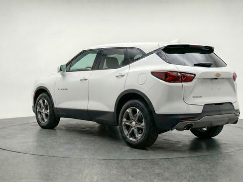 Used 2025 Chevrolet Blazer LT FWD image 6