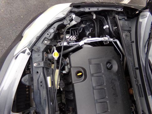 Used 2015 Toyota Corolla LE image 37