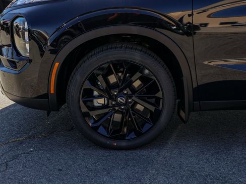 New 2026 Nissan Rogue SL AWD/4WD image 11