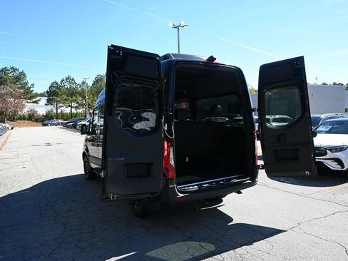 Used 2025 Mercedes-Benz Sprinter 2500 image 27